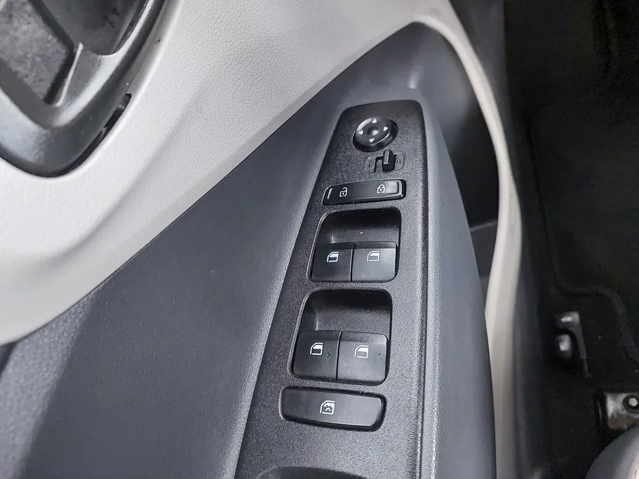 هيونداي Grand i10 فلييت 2024 
