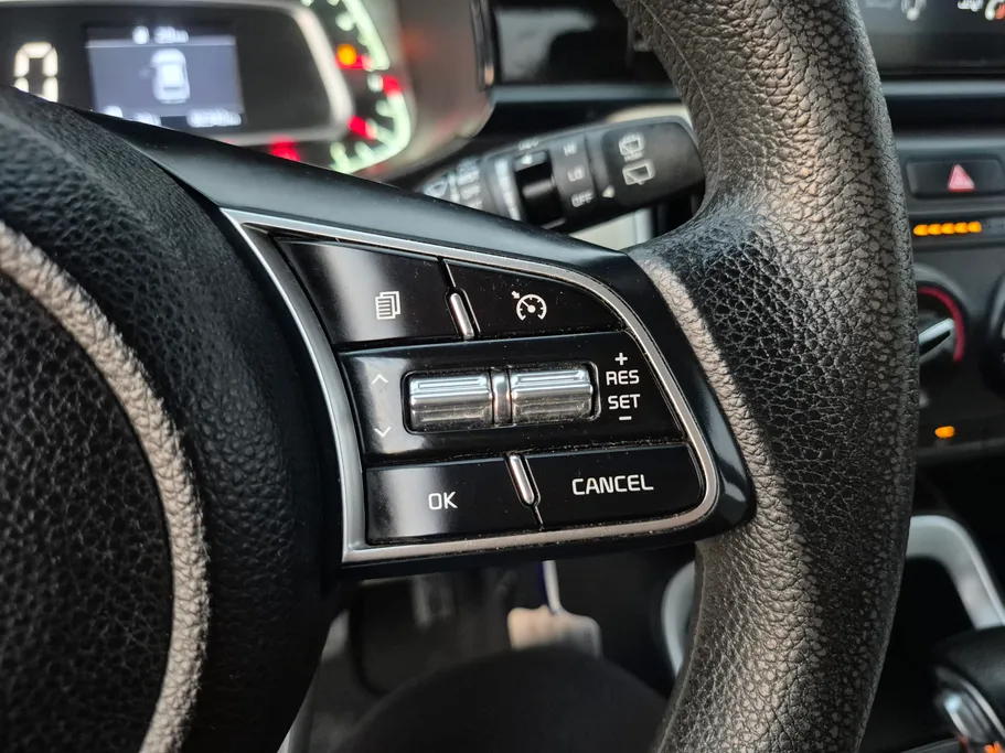 2023 Kia SONET GL 