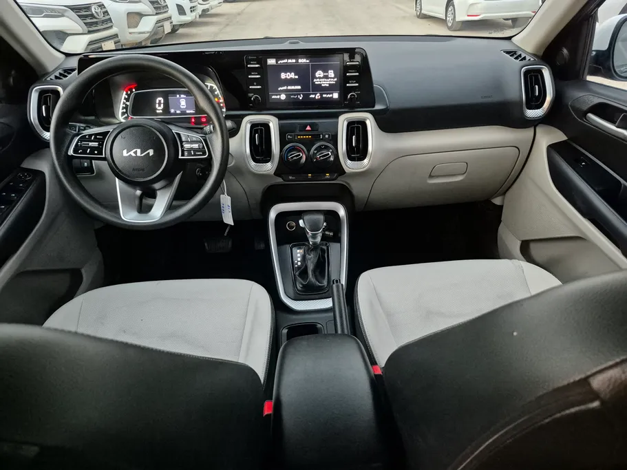 2023 Kia SONET GL 