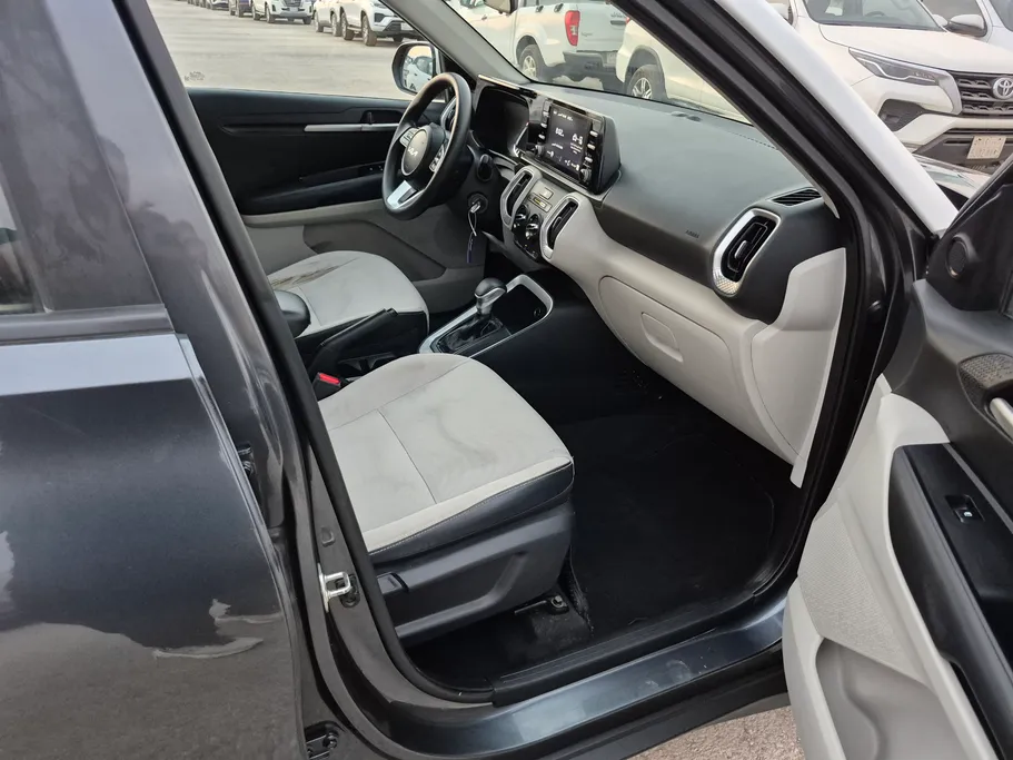 2023 Kia SONET GL 