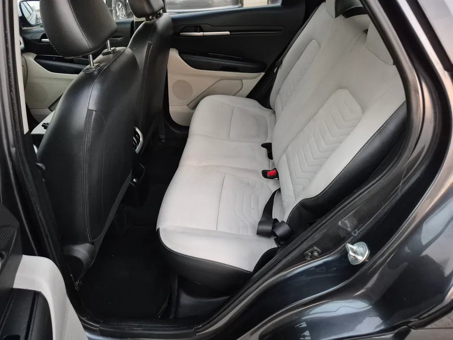 2023 Kia SONET GL 