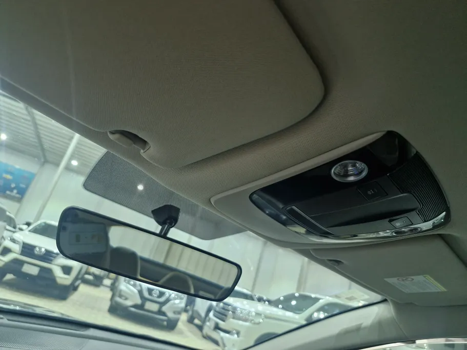 2023 Kia K5 LX 