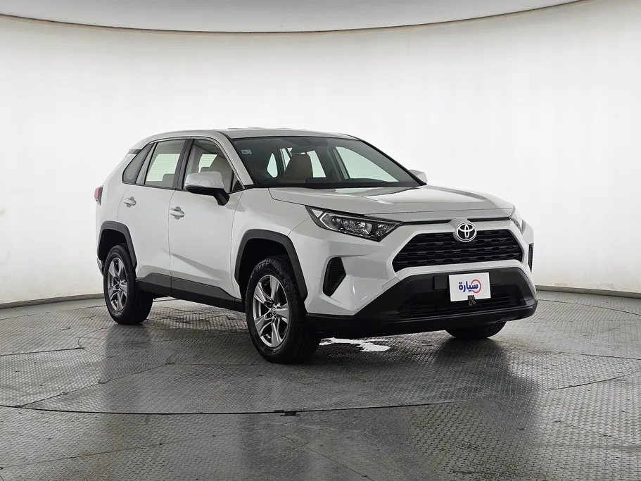 2023 تويوتا RAV4 LE 