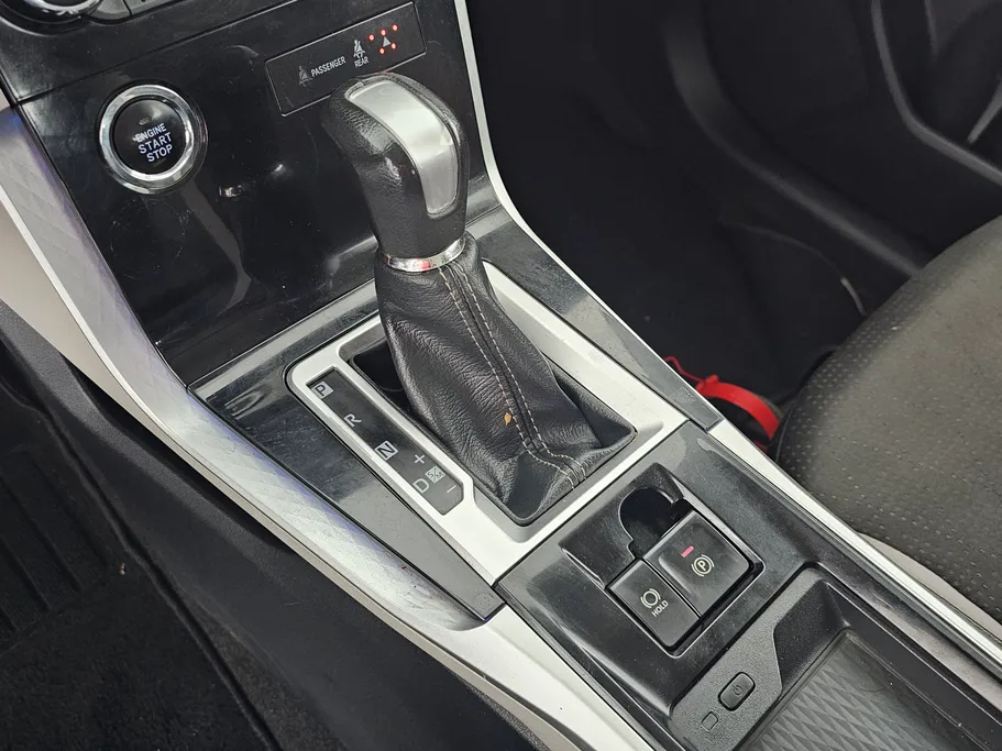 2024 Toyota Veloz GLX 