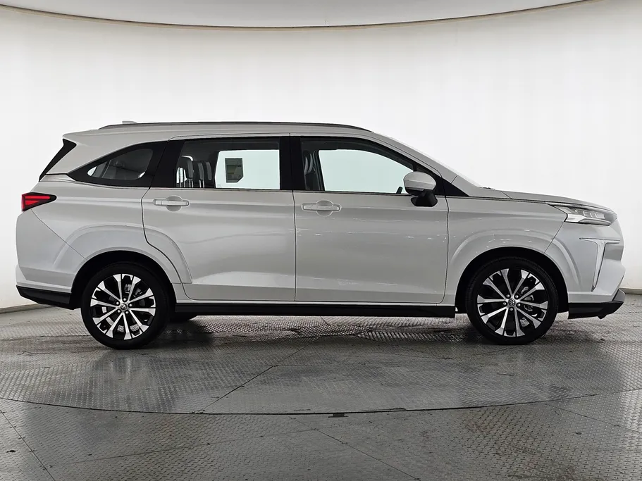2024 Toyota Veloz GLX 