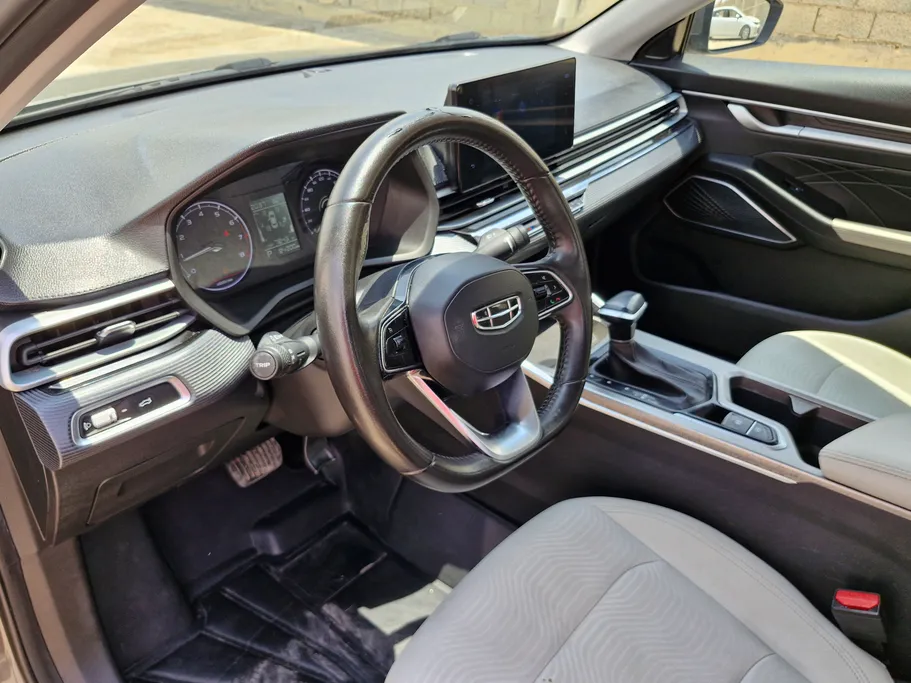 جيلي امجراند GS 2024 