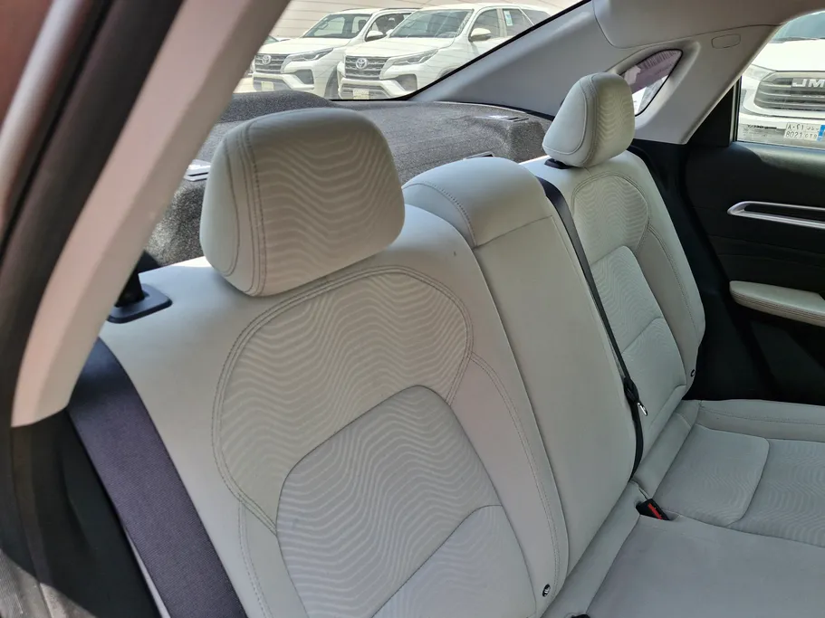 جيلي امجراند GS 2024 
