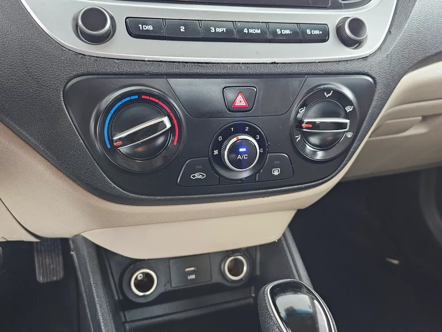 2023 Hyundai Accent Smart 