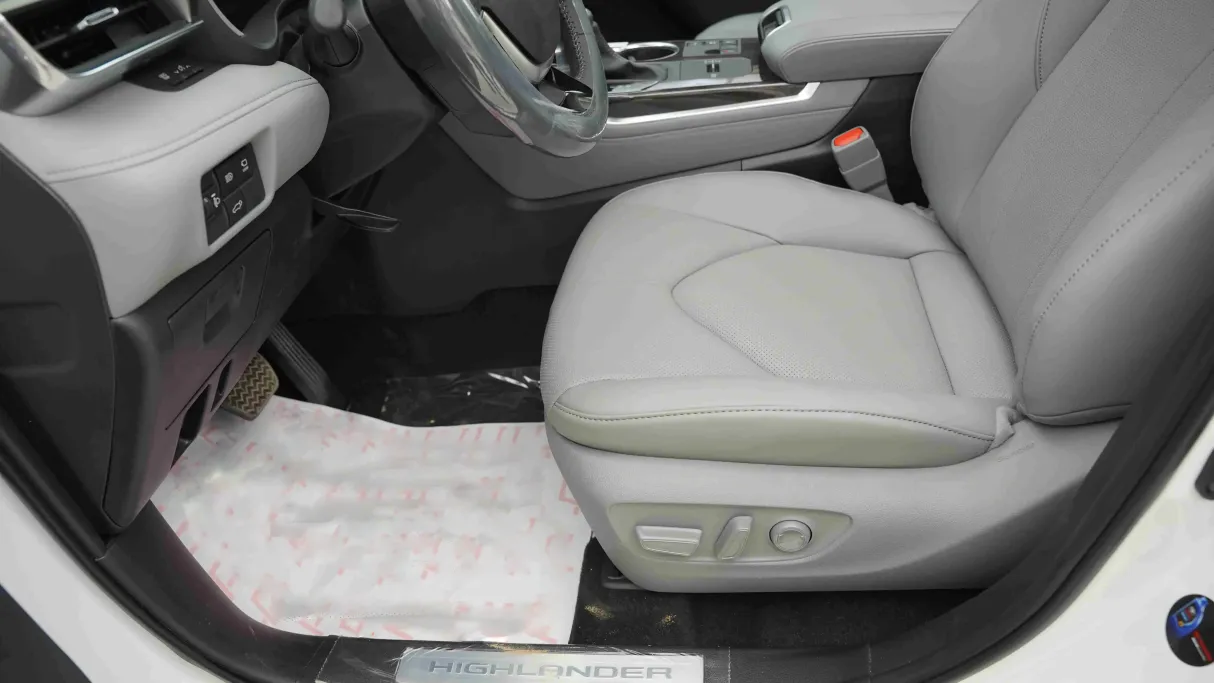 2026 Toyota Highlander Limited 