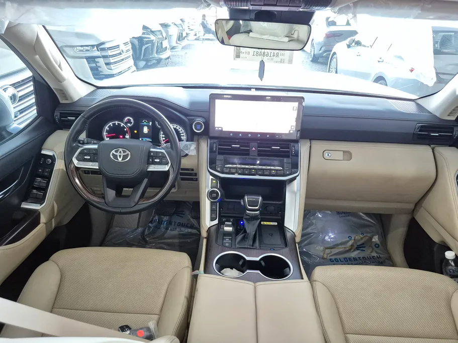 تويوتا لاندكروزر GXR 2024 