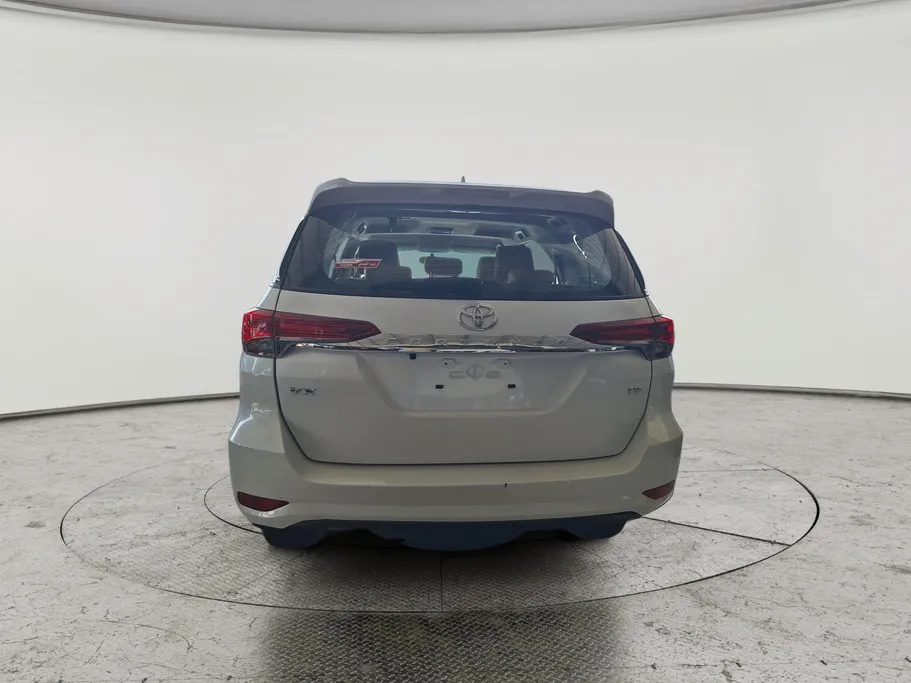 2023 Toyota Fortuner VX 