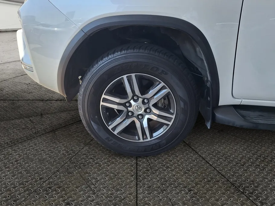2023 Toyota Fortuner VX 