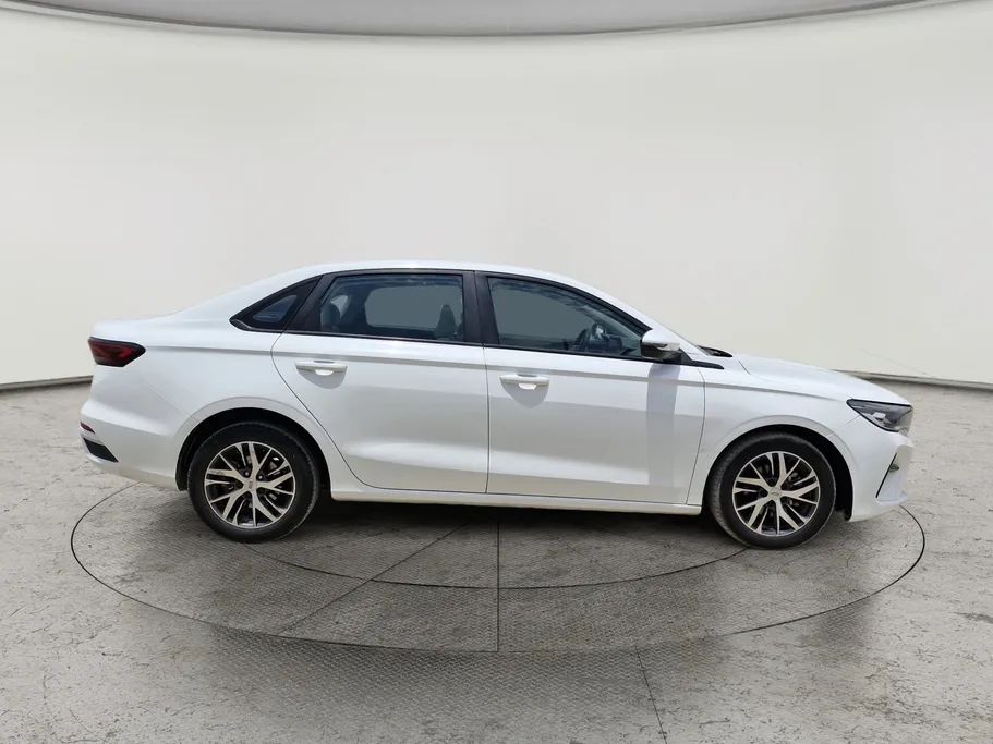 جيلي امجراند GS 2024 