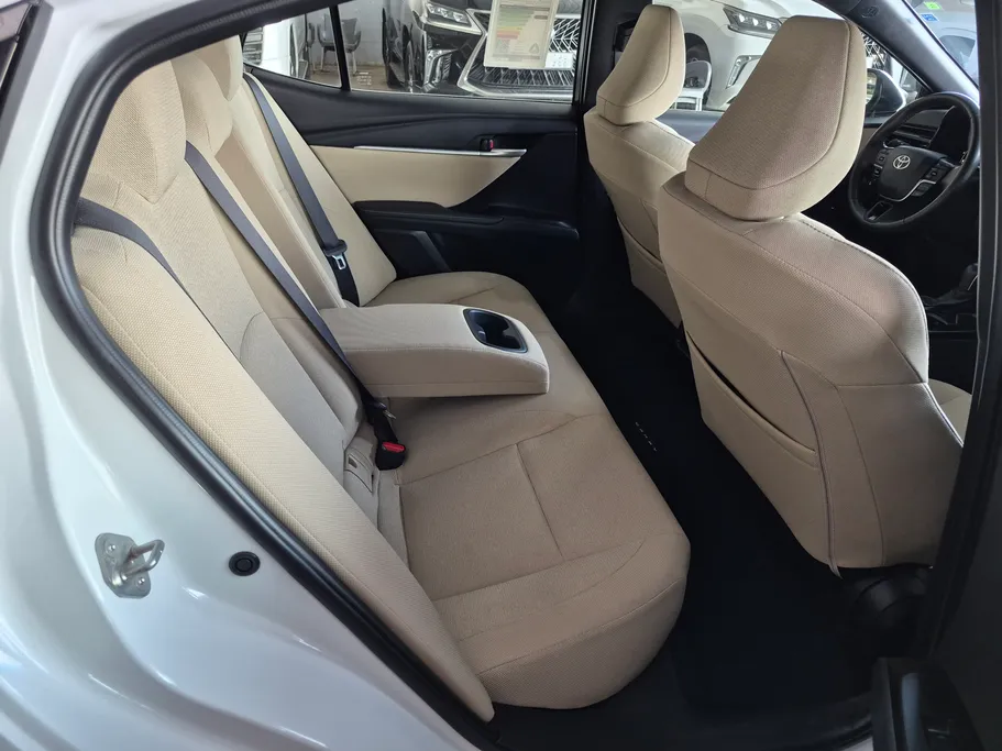 2025 Toyota Camry  LE 