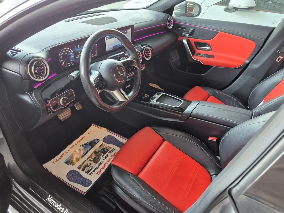2025 Mercedes CLA 200 