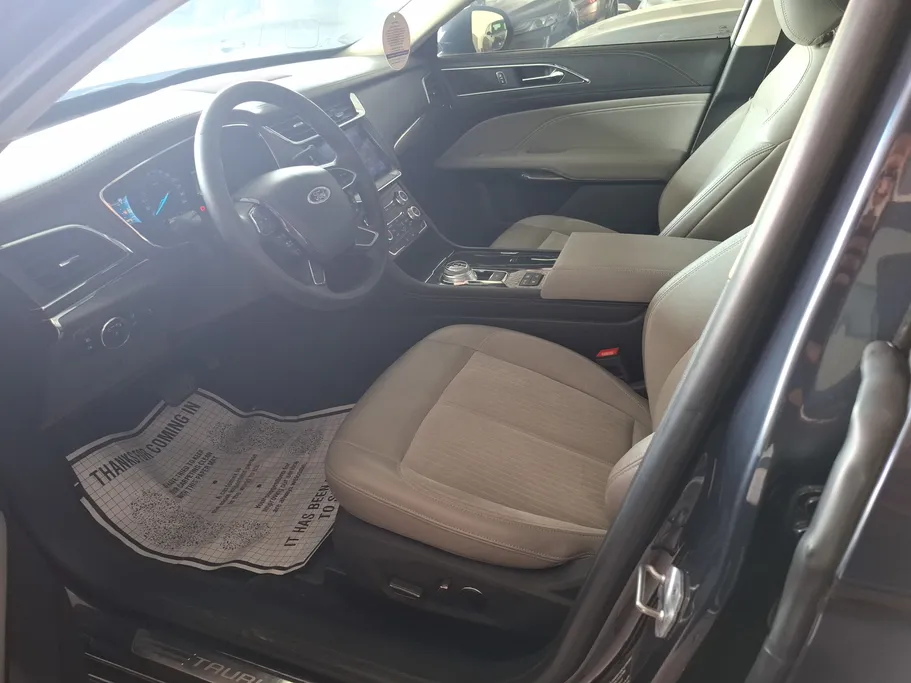 2021 Ford Taurus Trend 