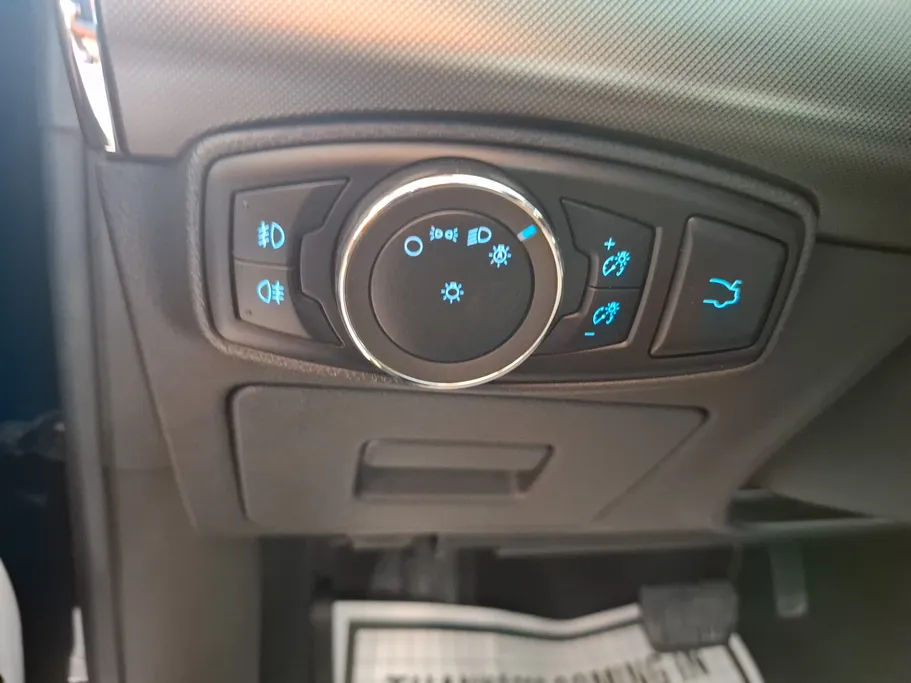 2021 Ford Taurus Trend 