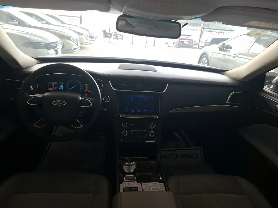 2021 Ford Taurus Trend 