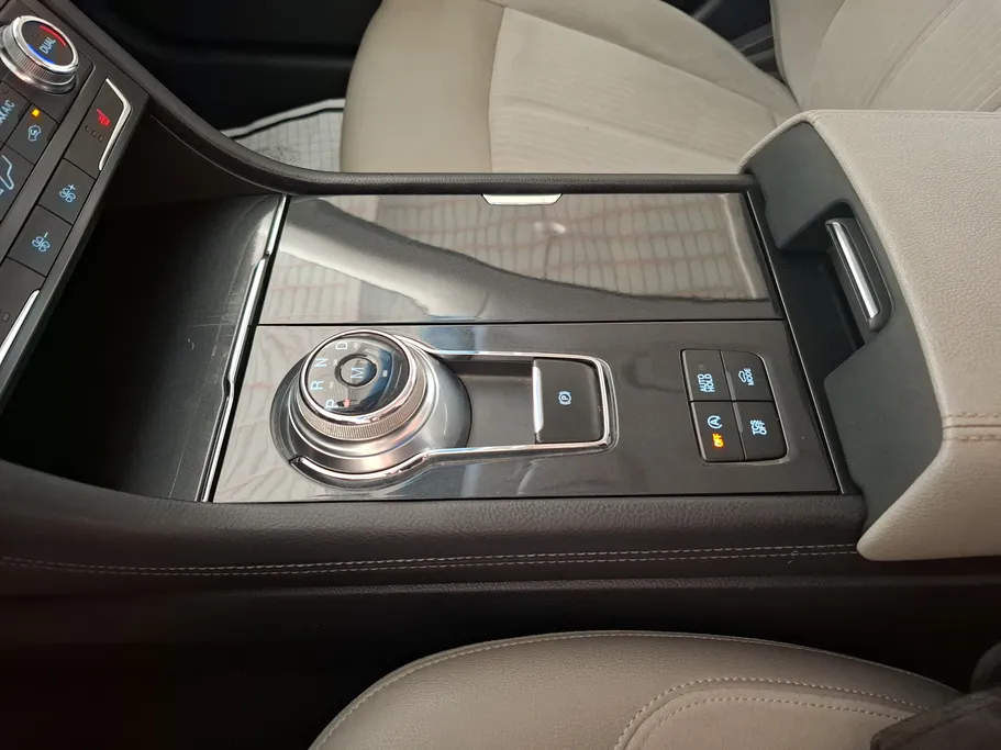 2021 Ford Taurus Trend 