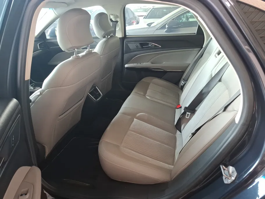 2021 Ford Taurus Trend 