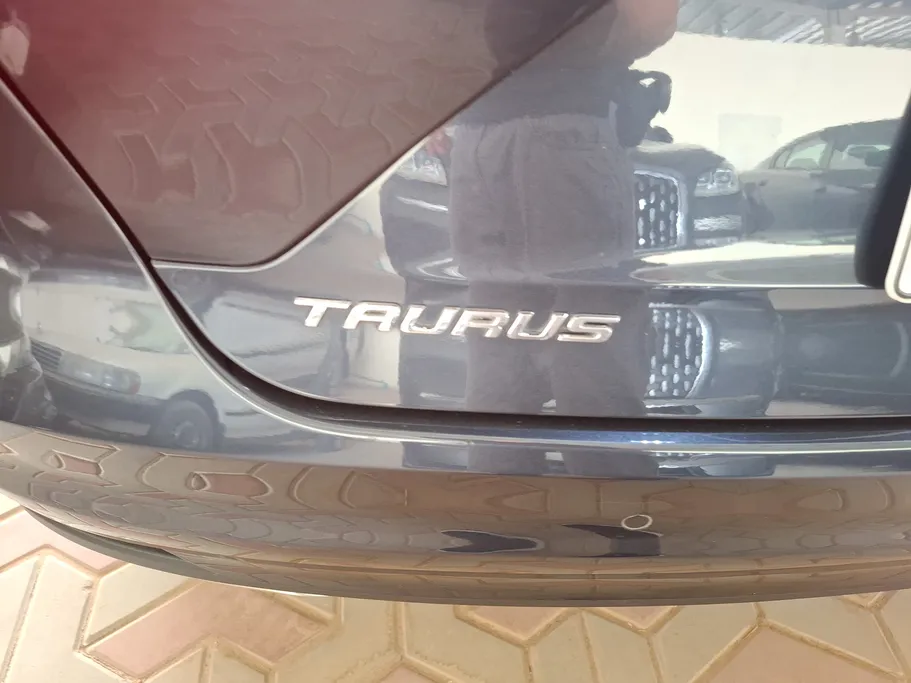 2021 Ford Taurus Trend 
