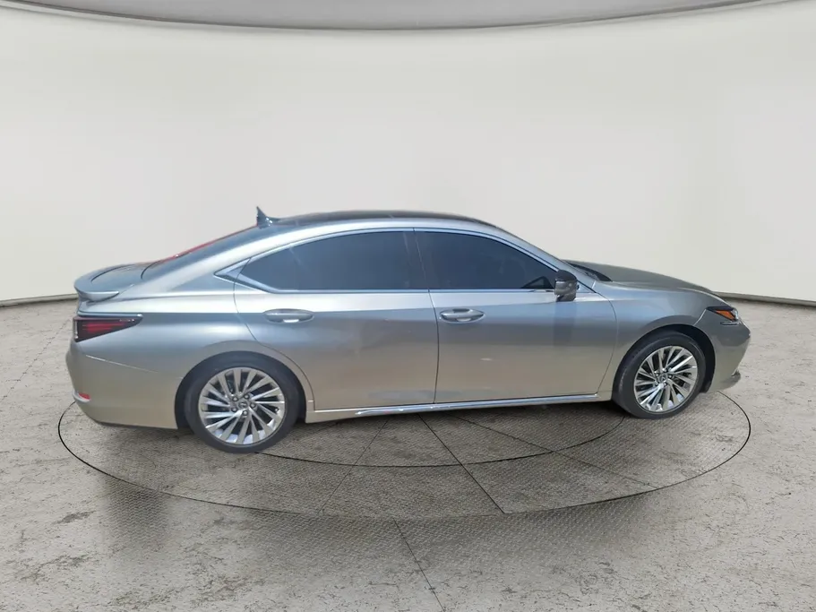 لكزس ES 350 2025 