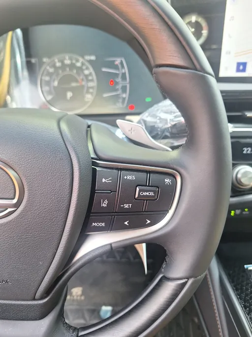 لكزس ES 350 2025 
