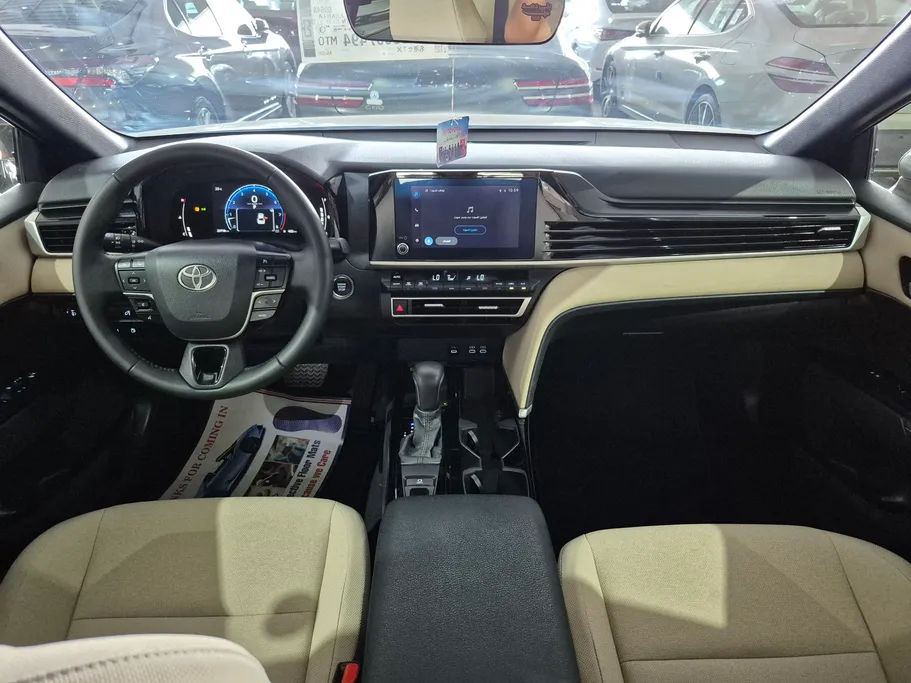 2025 Toyota Camry  LE 