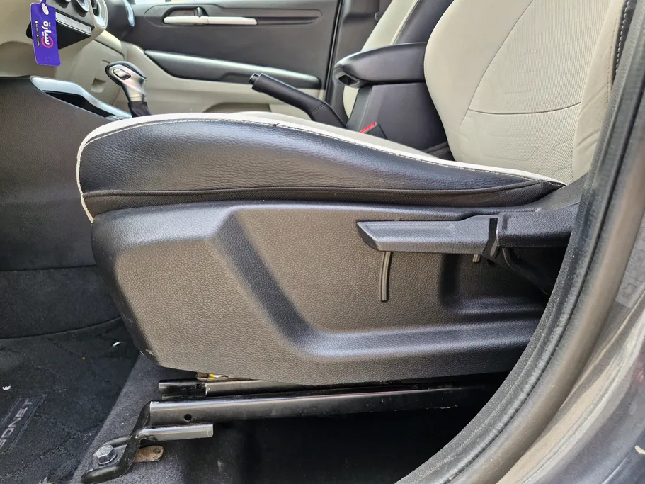 2023 Kia SONET GL 