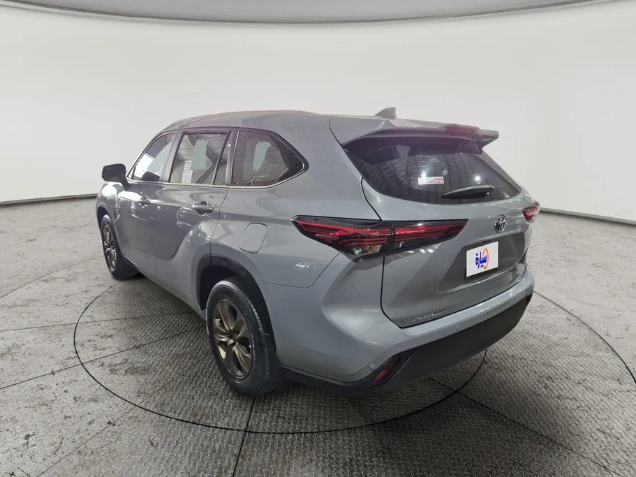 2023 Toyota Highlander GLE 