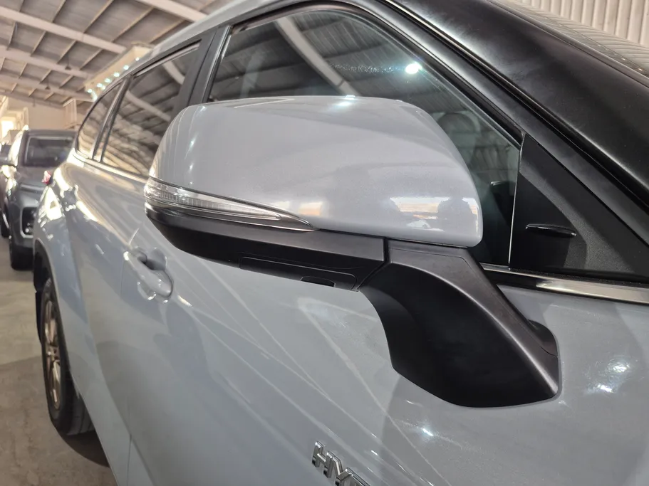 2023 Toyota Highlander GLE 