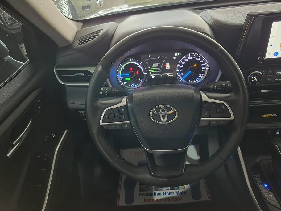 2023 Toyota Highlander GLE 
