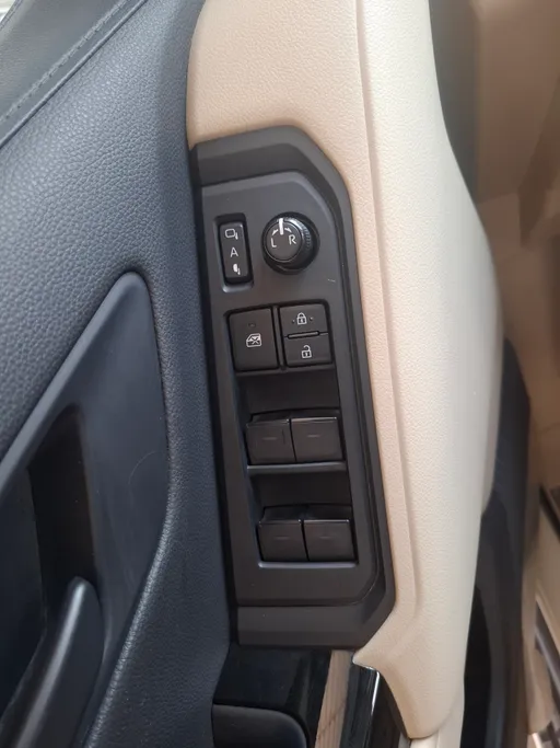 2024 Toyota Land Cruiser GXR3 