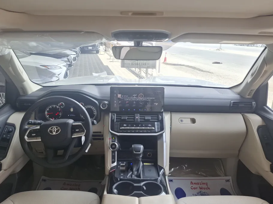 2024 Toyota Land Cruiser GXR3 