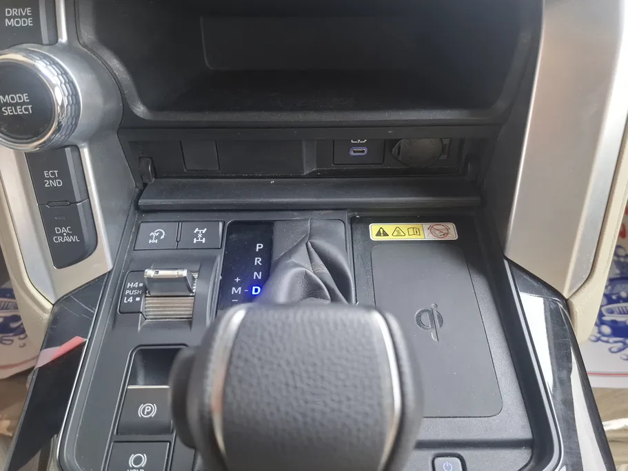 2024 Toyota Land Cruiser GXR3 