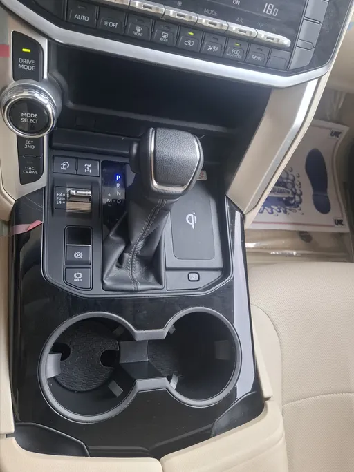 2024 Toyota Land Cruiser GXR3 