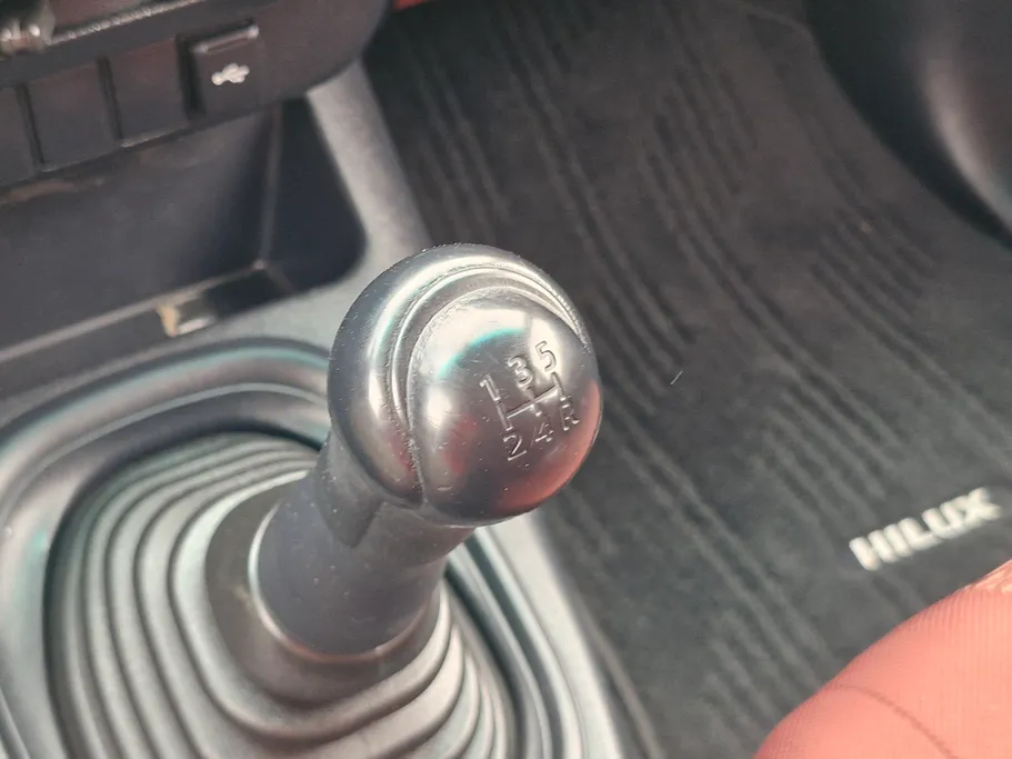 2024 Toyota Hilux GL 