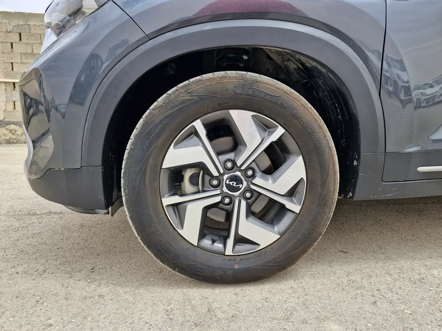 2023 Kia SONET GL 