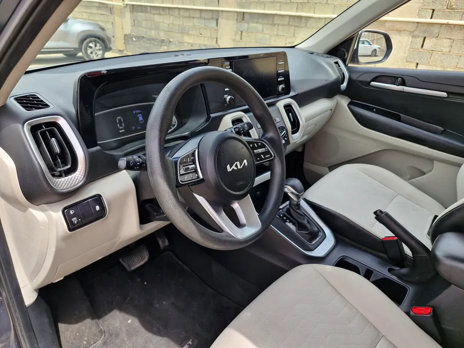 2023 Kia SONET GL 