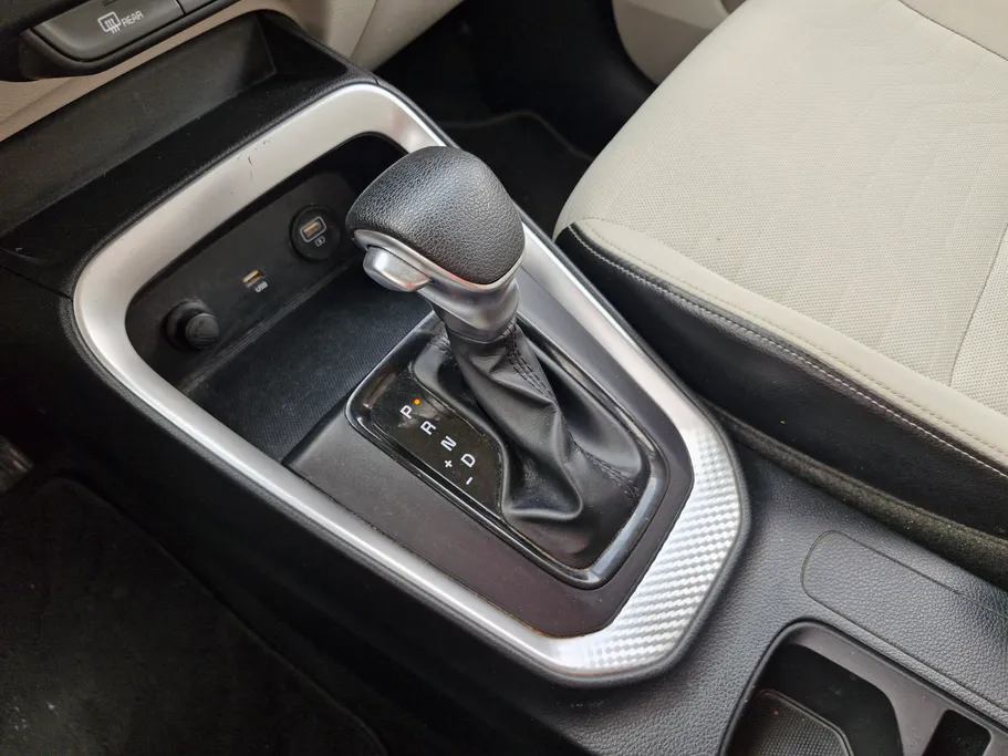 2023 Kia SONET GL 
