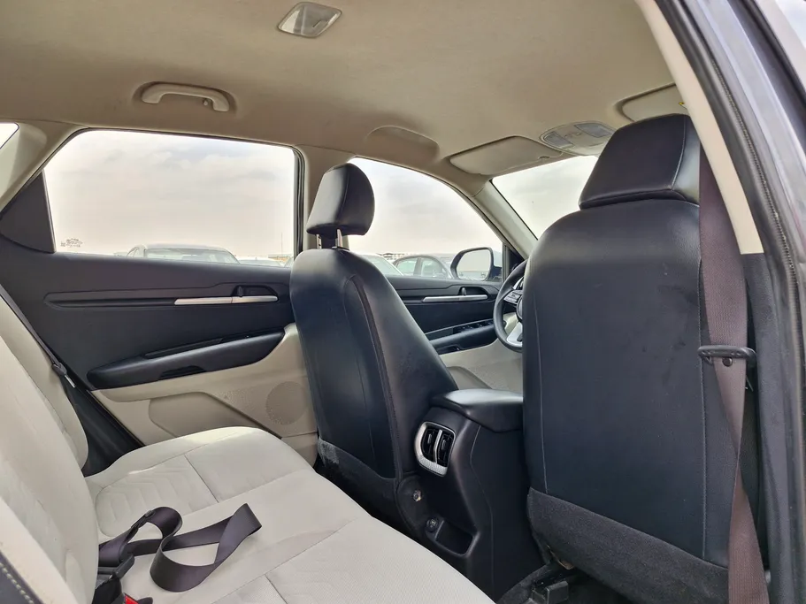 2023 Kia SONET GL 