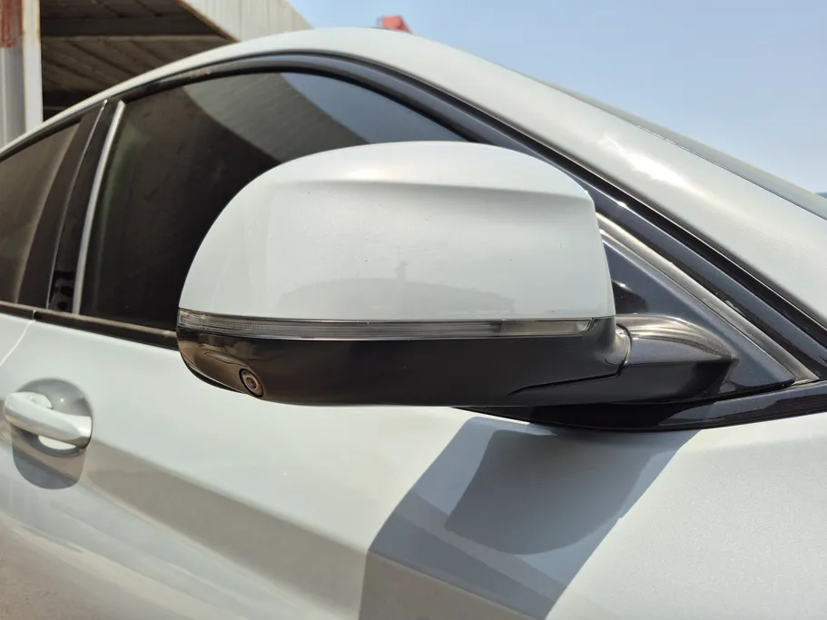 2023 BMW X Series 4 xDrive 30i 