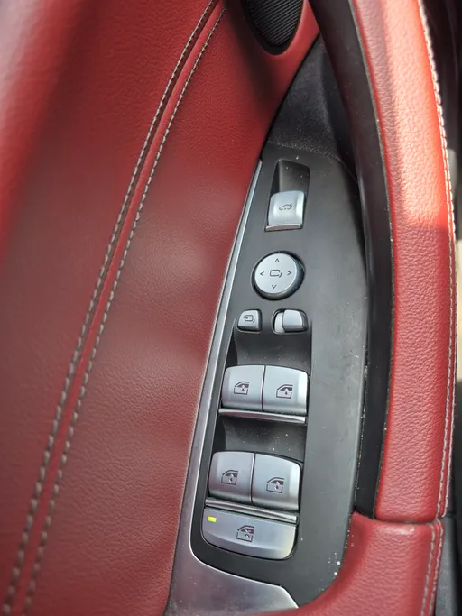 2023 BMW X Series 4 xDrive 30i 