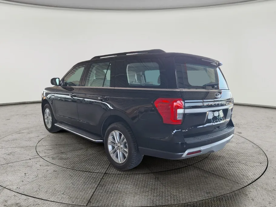 2023 Ford Expedition XLT 