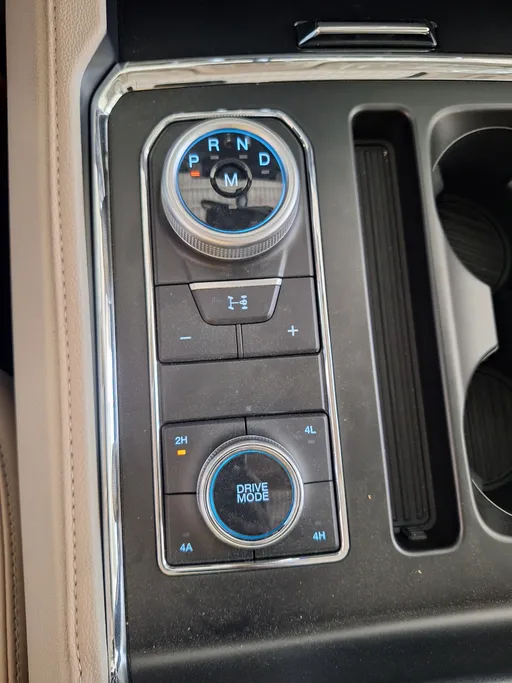 2023 Ford Expedition XLT 