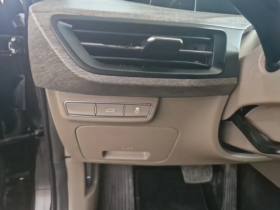 كيا K8 LX 2022 