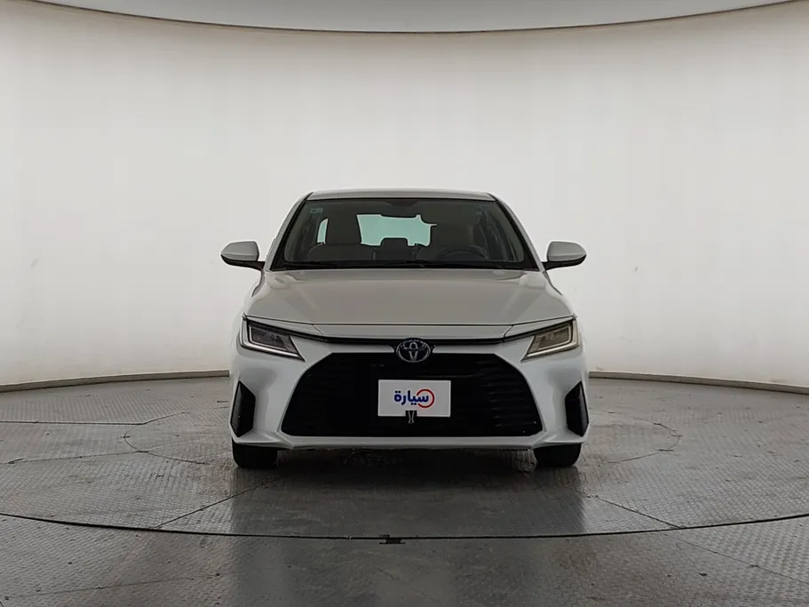 2023 Toyota Yaris  Y 