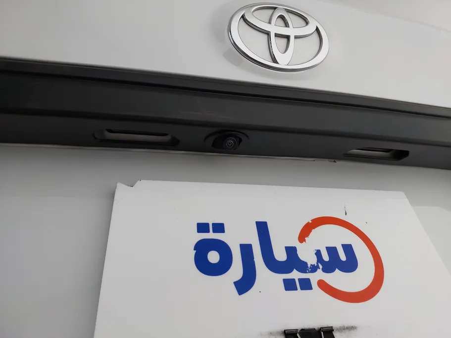 2023 Toyota Yaris  Y 