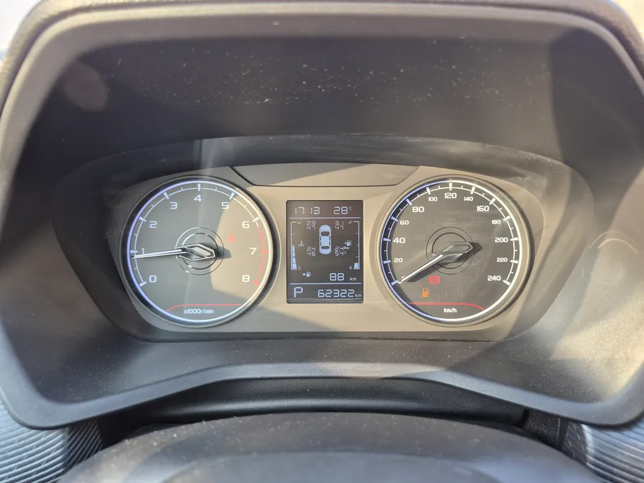 جيلي امجراند GS 2024 