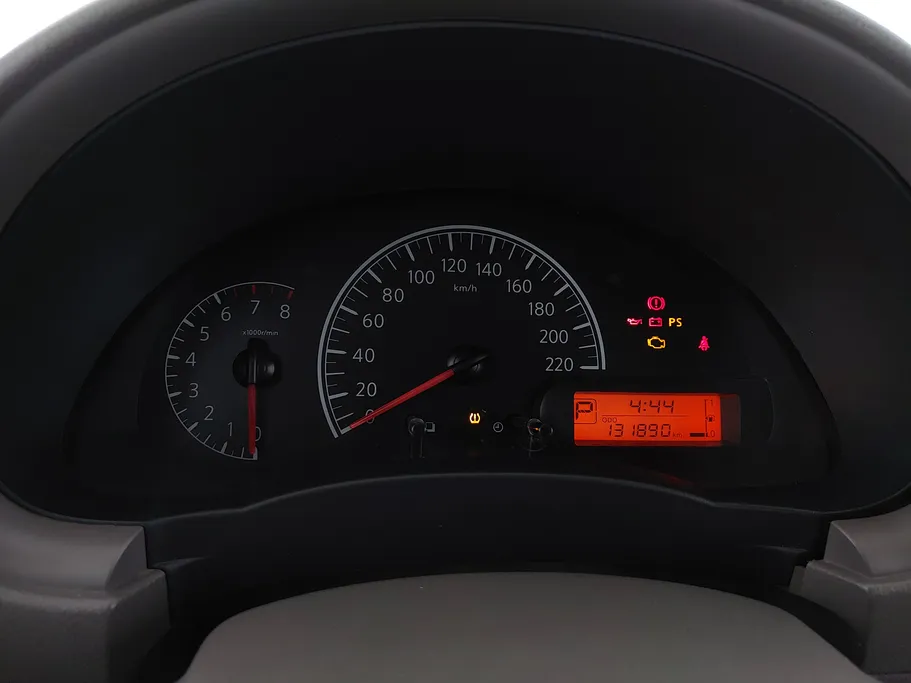 نيسان صني SV 2022 